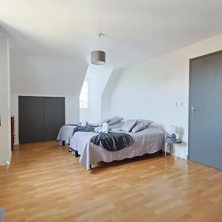 Semesterbostad La Dolce Cyrano Maison Et Privatif Cours-de-Pile